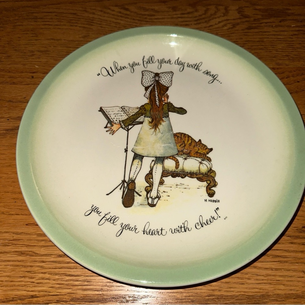 Vtg Holly Hobbie Collectors Edition 1972 Plate When You Fill Your Day With Song…